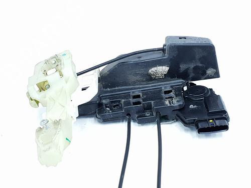 Front left lock KIA CARENS III MPV (UN) 2.0 CRDi 140 | BP23227396C98 