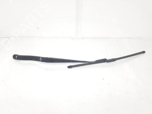Used Front windshield wiper arm LAND ROVER DISCOVERY V (L462) 3.0 Td6 4x4 (258 hp) 10095570