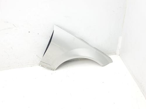 Used Right front fenders MERCEDES-BENZ C-CLASS (W204) C 180 Kompressor (204.044, 204.045) (156 hp) 20321807
