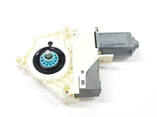 Used Left front window motor LAND ROVER DISCOVERY III (L319) 2.7 TD 4x4 (190 hp) 18147529