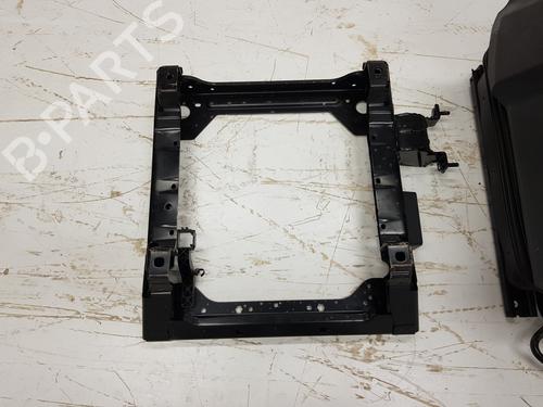 Left front seat VW CRAFTER Van (SY_, SX_) | BP36032392C15 - Image 2