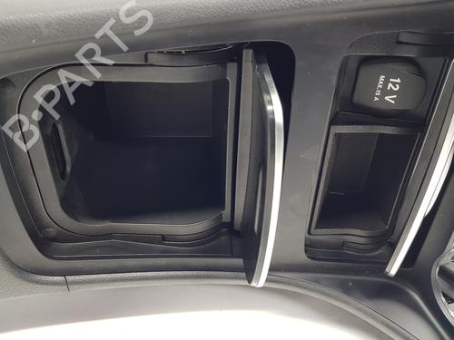 Armrest / Center console MERCEDES-BENZ GLA-CLASS (X156) GLA 200 CDI / d (156.908) | BP21072851I20 