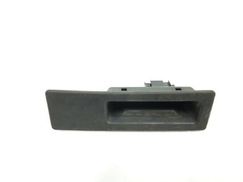 Used Tailgate handle BMW X3 (F25) sDrive 18 d (150 hp) 16881449