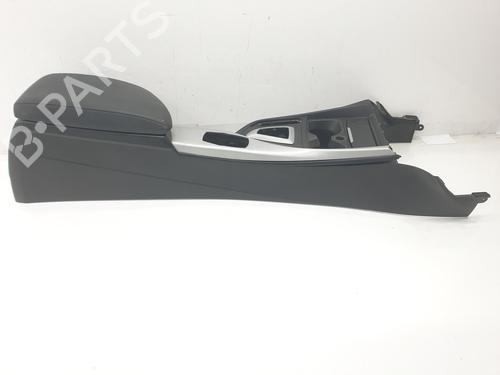 Used Armrest / Center console BMW 1 (F20) 118 d (143 hp) 22527561