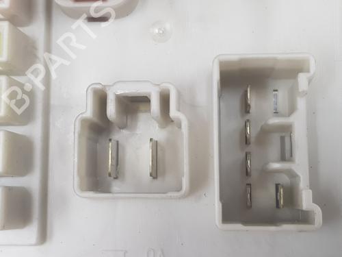 Fuse box TOYOTA LAND CRUISER PRADO (_J12_) 3.0 D-4D (KDJ120, KDJ125) | BP17187801E1 