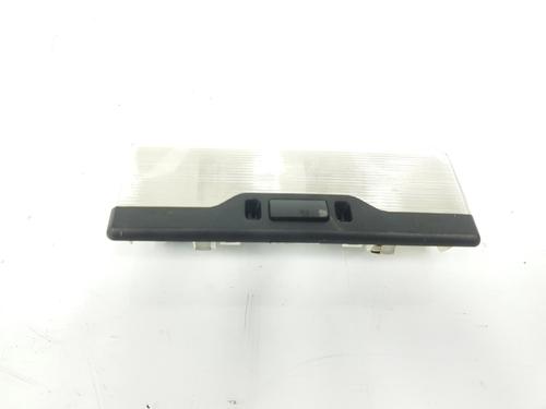Used Interior roof light BMW X3 (E83) 2.0 d (150 hp) 8407484