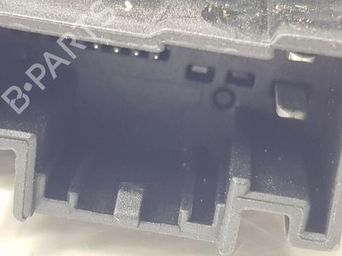 Right front window motor SEAT ARONA (KJ7, KJP) 1.0 TSI | BP36650030E20 - Image 4
