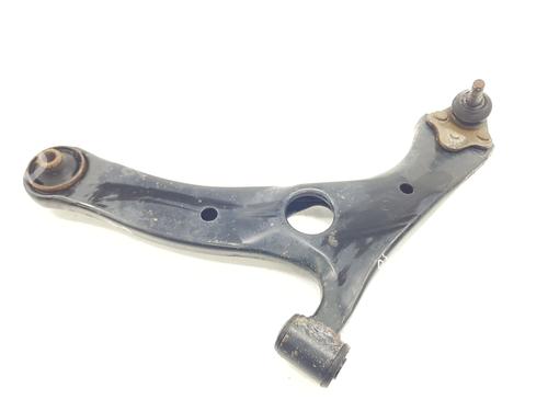 Used Left front suspension arm TOYOTA RAV 4 II (_A2_) 2.0 4WD (ACA21, ACA20) (150 hp) 31593479