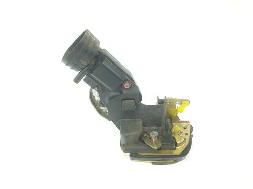 Used Rear right lock TOYOTA LAND CRUISER 90 (_J9_) 3.0 TD (KZJ90_, KZJ95_, KZJ90R, KZJ95R, KZJ90W, KZJ95W) (125 hp) 18705040