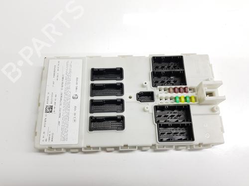 Used Fuse box BMW 1 (F21) 118 d (150 hp) 23258898