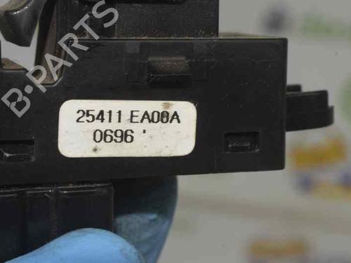 Used Right front window switch NISSAN PATHFINDER III (R51) 2.5 dCi (174 hp) 1546360