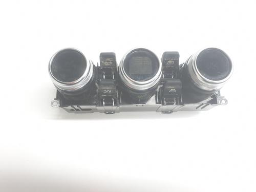 Used Climate control Climate control RENAULT ARKANA I (LCM_, LDN_) [2019-2026] 33694517 33694517