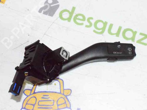Used Steering column stalk VW GOLF V (1K1) 1.6 (102 hp) 1363777