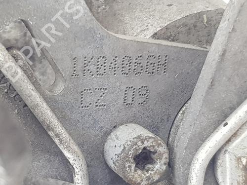 Right rear brake caliper SKODA SUPERB II Estate (3T5) 2.0 TDI 16V | BP29813996M106