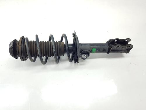 Used Left front shock absorber TOYOTA YARIS (_P13_) 1.5 (NSP131_) (112 hp) 21595467