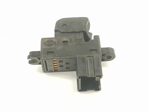 Right rear window switch NISSAN NAVARA NP300 (D40) 2.5 dCi 4WD | BP15181792I28 