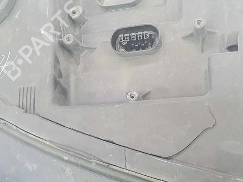 Left headlight LAND ROVER RANGE ROVER SPORT I (L320) 2.7 D 4x4 | BP6827967C28 