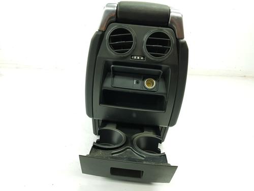 Armrest / Center console LAND ROVER DISCOVERY III (L319) 2.7 TD 4x4 | BP15616144I20 