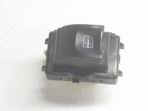 Right front window switch RENAULT CLIO IV (BH_) 0.9 TCe 90 (BHNF, BHMA, BHMH, BHJK, BHJR) | BP31594067I26