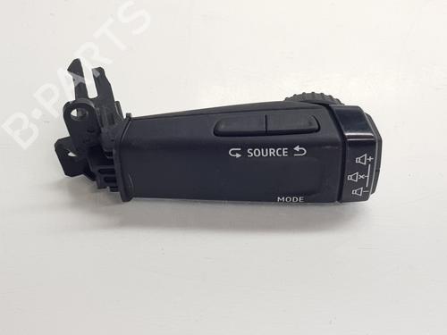 Used Steering wheel controls Steering wheel controls RENAULT ARKANA I (LCM_, LDN_) 1.3 TCe 140 (LDN0) (140 hp) 33861565 33861565