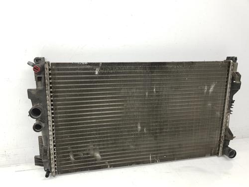Used Water radiator MERCEDES-BENZ VIANO (W639) [2003-2025]  25870724
