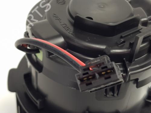 Heater blower motor OPEL ASTRA L Sports Tourer (O5) 1.2 (FRHNPJ) | BP25008880M62 
