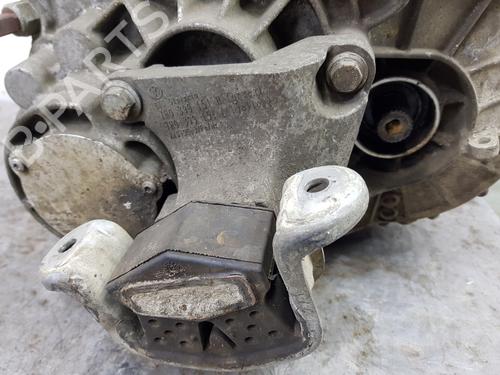 Gearbox VW TRANSPORTER T5 Van (7HA, 7HH, 7EA, 7EH)  | BP29811111M3 