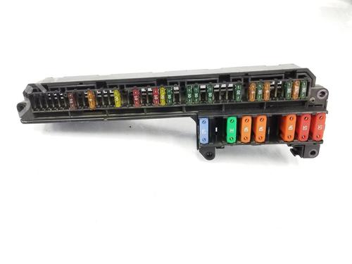 Used Fuse box BMW 5 (E60) 525 d (177 hp) 3379113