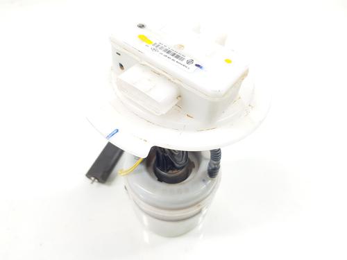 Used Fuel pump RENAULT ARKANA I (LCM_, LDN_) [2019-2026]  32631545