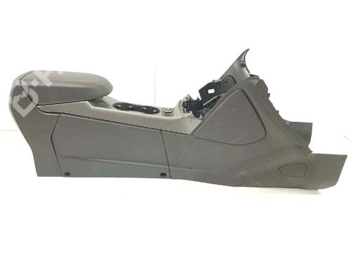 Used Armrest / Center console Armrest / Center console FORD KUGA II (DM2) 2.0 TDCi (120 hp) 7153121 7153121