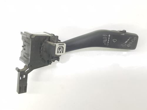 Used Steering column stalk VW GOLF VI (5K1) 1.6 TDI (105 hp) 4868065