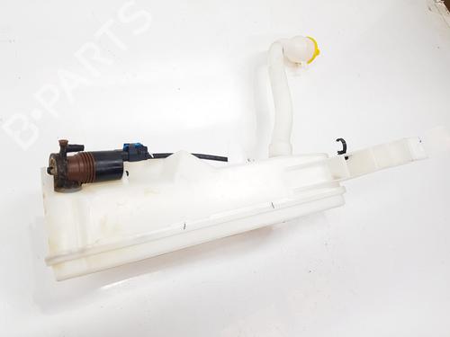 Used Windscreen washer tank Windscreen washer tank 33861183 33861183