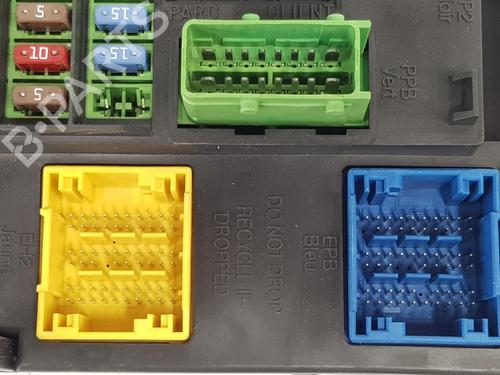 Fuse box CITROËN C4 II (NC_) 1.6 BlueHDi 100 | BP32268702E1
