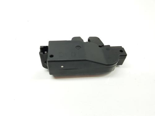 Used Tailgate lock CITROËN C4 I (LC_) 1.6 16V (109 hp) 17323295