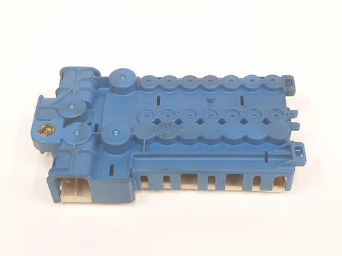 Used Fuse box BMW X5 (E53) 3.0 d (218 hp) 10162208