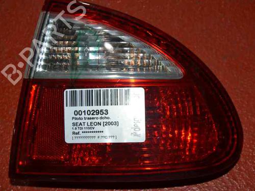 Right taillight SEAT LEON (1M1) 1.6 16 V | BP1542640C35 