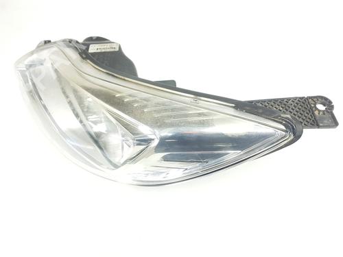 Left headlight FORD FOCUS III 1.6 TDCi | BP31957989C28