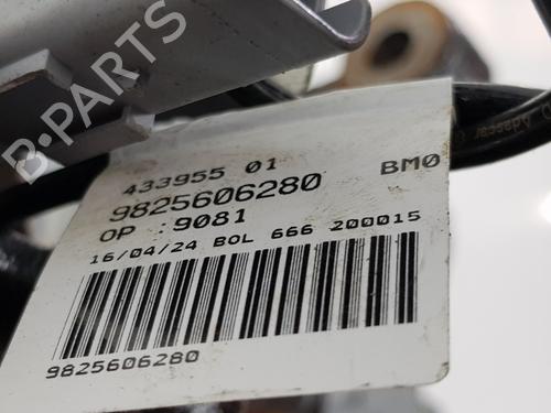 Right front steering knuckle OPEL ASTRA L Sports Tourer (O5) 1.2 (FRHNSL, FRHNSR) | BP25402892M26 