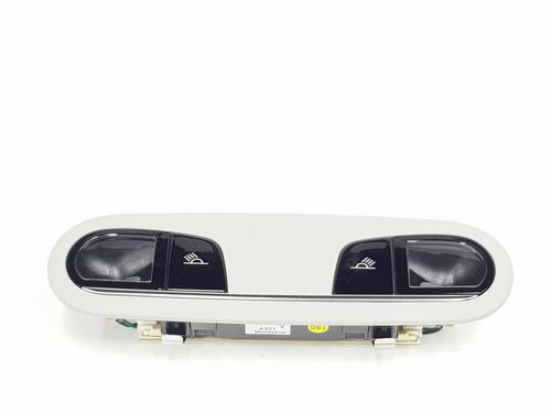 BP30468953I8 main image