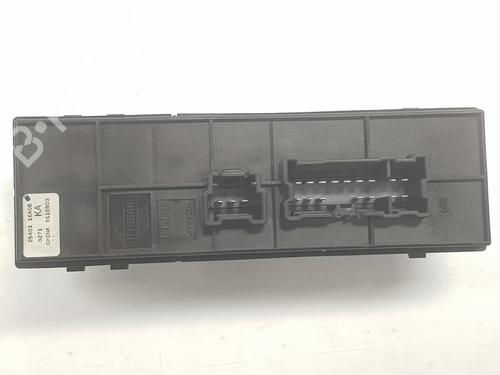 Left front window switch NISSAN JUKE (F15) 1.5 dCi | BP10066080I27 