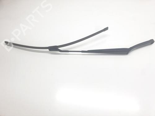 Used Front windshield wiper arm SKODA KAMIQ (NW4) [2019-2026]  31840757