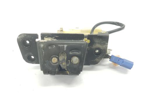 Used Tailgate lock HONDA HR-V (GH_) 1.6 16V (GH1, GH3) (105 hp) 10199279