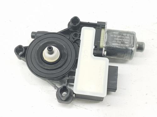 Vindusheismotor venstre bak SEAT LEON (KL1, KLG) 1.5 TSI (150 hp) 12142594
