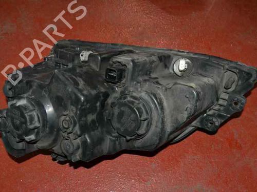 Right headlight KIA SORENTO I (JC) 2.4 | BP1224853C29 