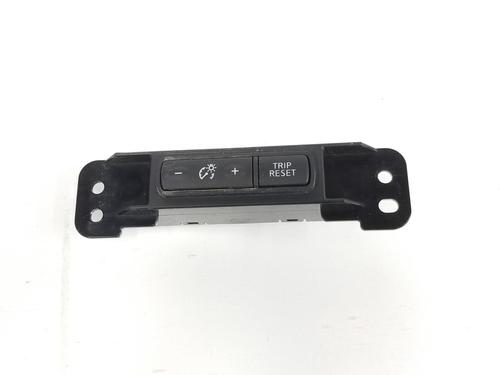 Used Switch NISSAN MICRA V (K14) 1.0 (73 hp) 10525963