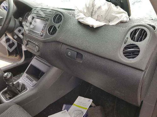 Right front window switch VW TIGUAN (5N_) 2.0 TDI | BP7521373C105  - Image 10