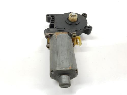 Right rear window motor MERCEDES-BENZ E-CLASS (W210) E 290 Turbo-D (210.017) | BP17836074E22 