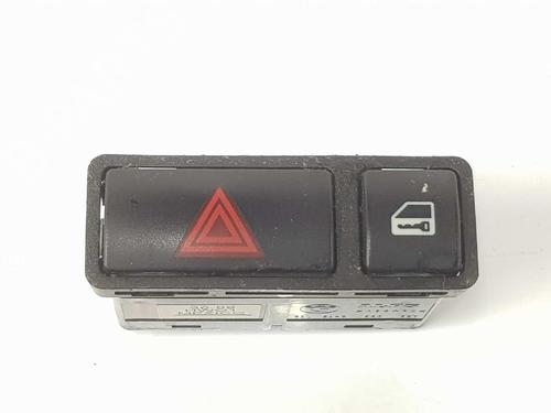 Used Warning switch BMW 3 (E46) 328 i (193 hp) 13097163