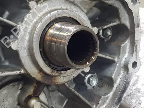 Transfer box SUZUKI GRAND VITARA II (JT, TE, TD) 1.9 DDiS (JB419WD, JB419XD) | BP37237083M36 - Image 9