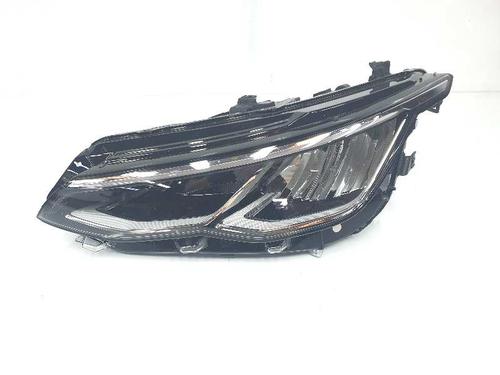 Used Left headlight VW GOLF VIII (CD1, DA1) 2.0 TSI R 4motion (320 hp) 13652603